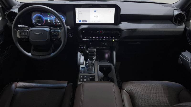 2024 Toyota Prado GXL thumbnail 7