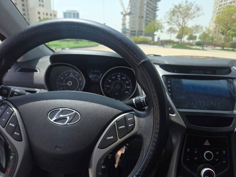 2015 Hyundai Elantra GLS thumbnail 5