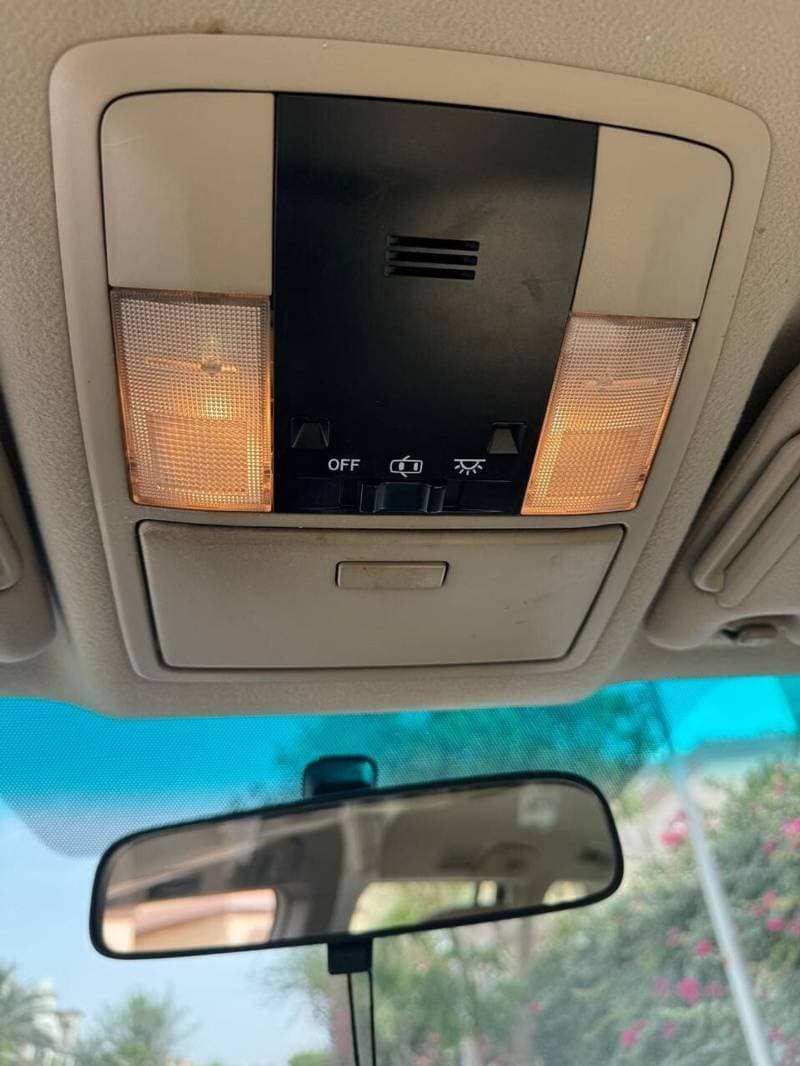 2011 Toyota Prado TX L thumbnail 8