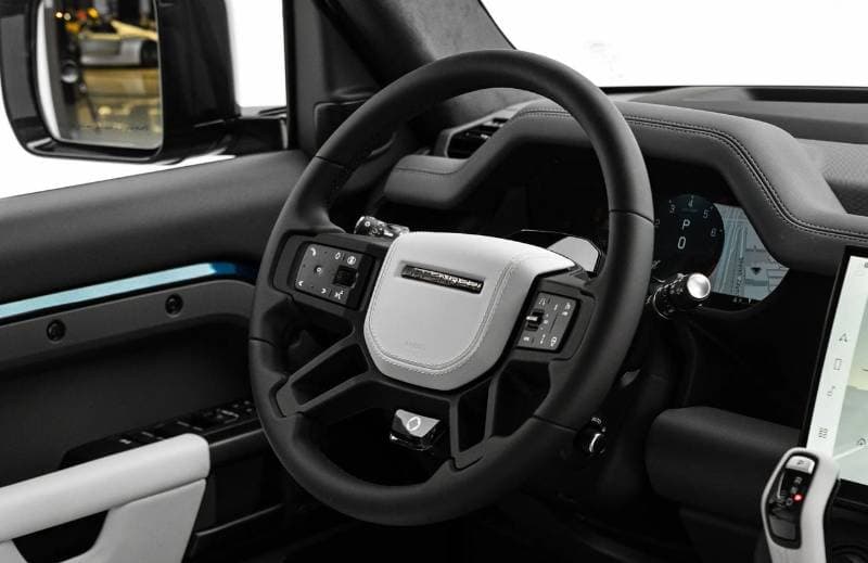 2026 Land Rover Defender thumbnail 8