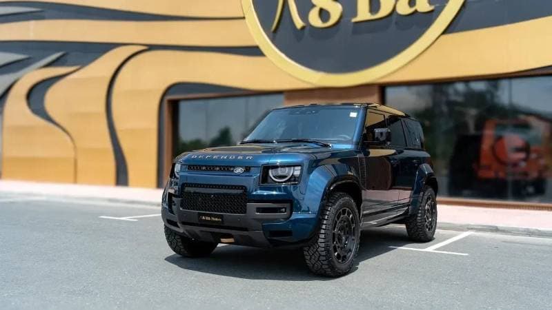 2026 Land Rover Defender thumbnail 3