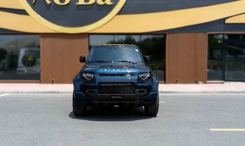 2026 Land Rover Defender thumbnail 2