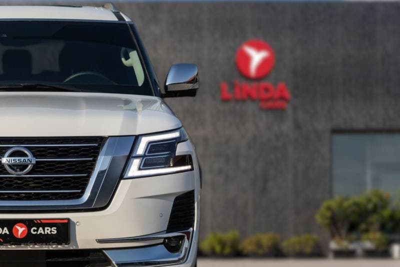 2020 Nissan Patrol SE PLATINUM CITY thumbnail 3