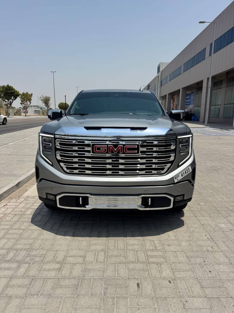 2023 GMC Sierra DENALI thumbnail 2