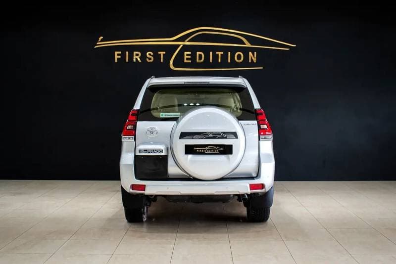 2023 Toyota Prado LIMITED thumbnail 5