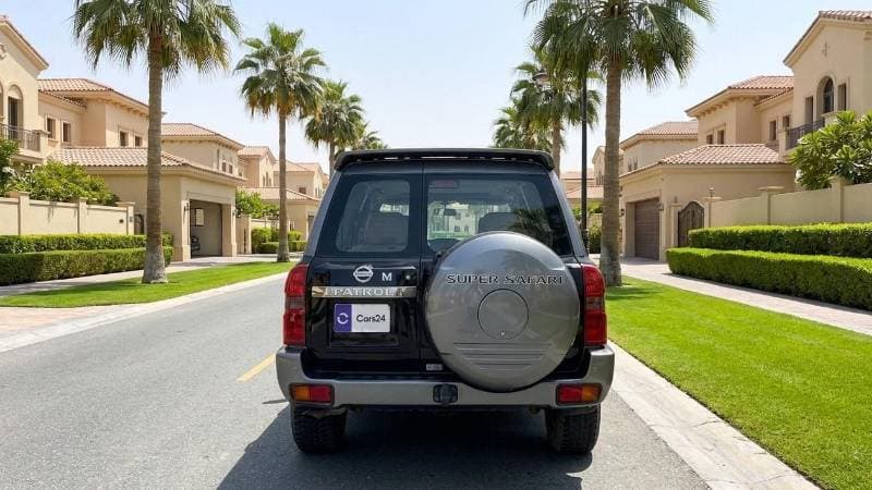 2022 Nissan Patrol SUPER SAFARI thumbnail 4