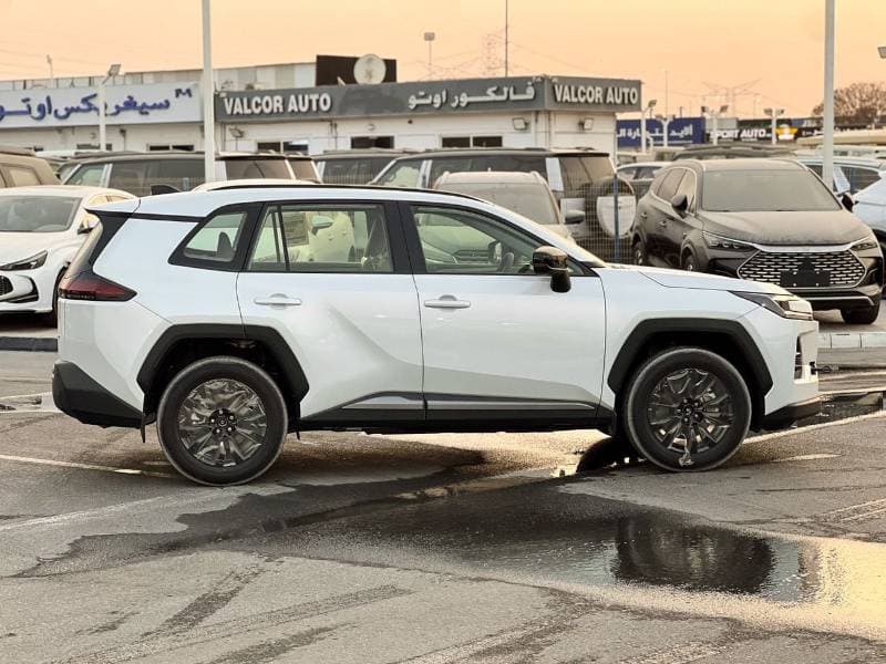 2026 Toyota RAV4 XLE HEV thumbnail 3