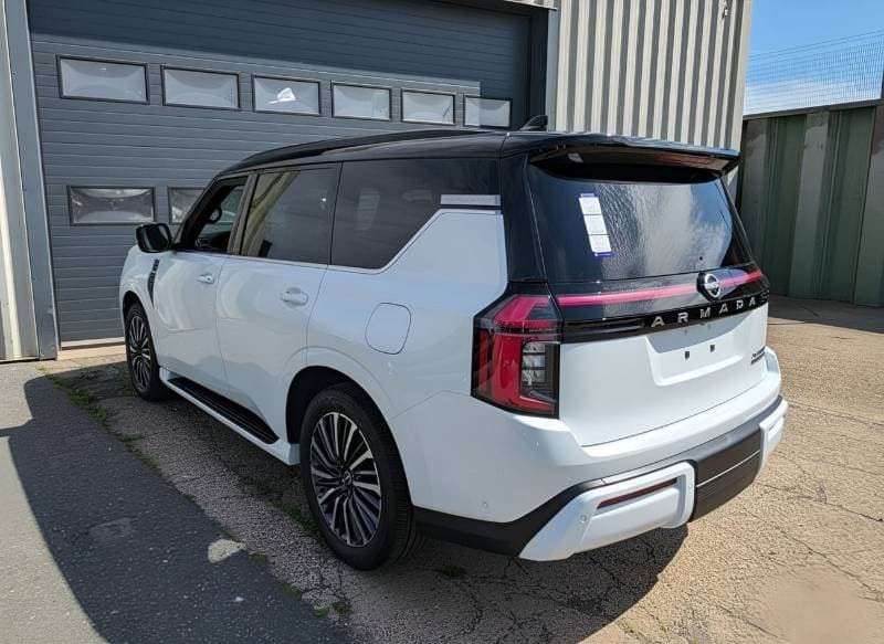 2026 Nissan Patrol thumbnail 2