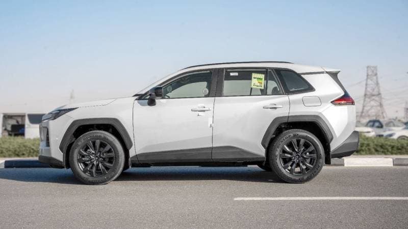 2026 Toyota RAV4 XLE thumbnail 3