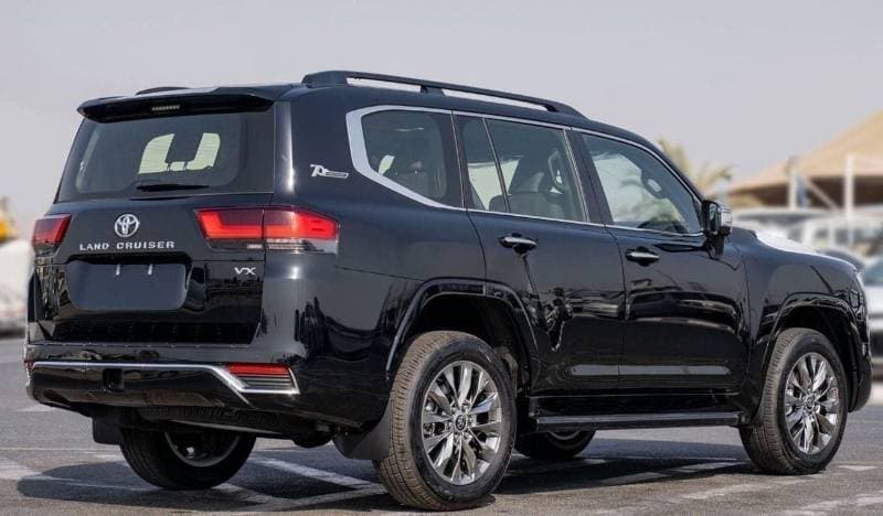 2025 Toyota Land Cruiser VX thumbnail 4