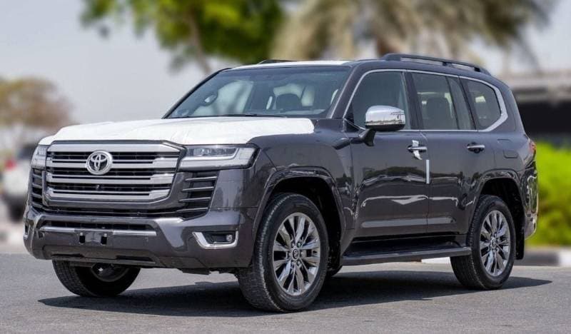 2024 Toyota Land Cruiser VXR thumbnail 3
