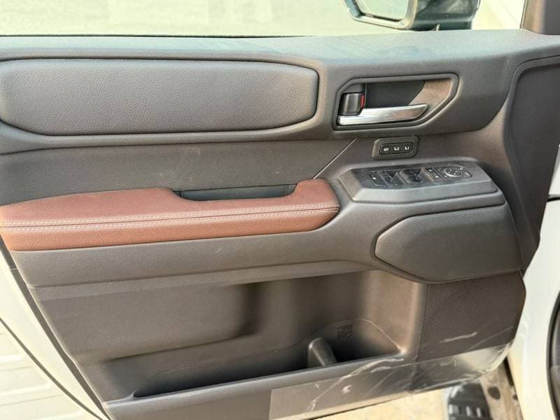 2026 Toyota Land Cruiser EXR thumbnail 5