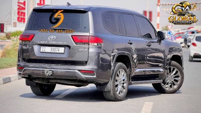 2022 Toyota Land Cruiser GXR thumbnail 3