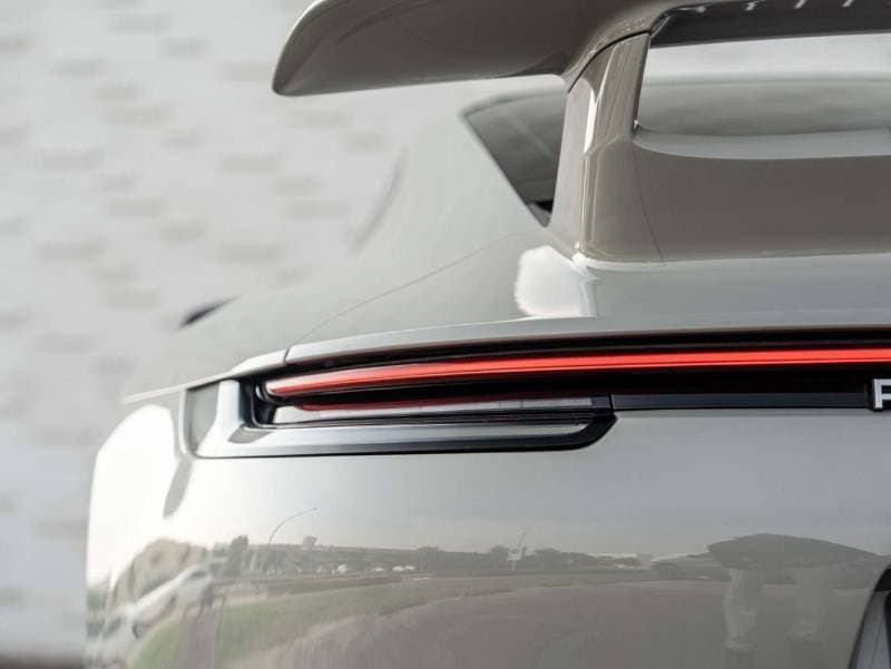 2024 Porsche 911 CARRERA thumbnail 6