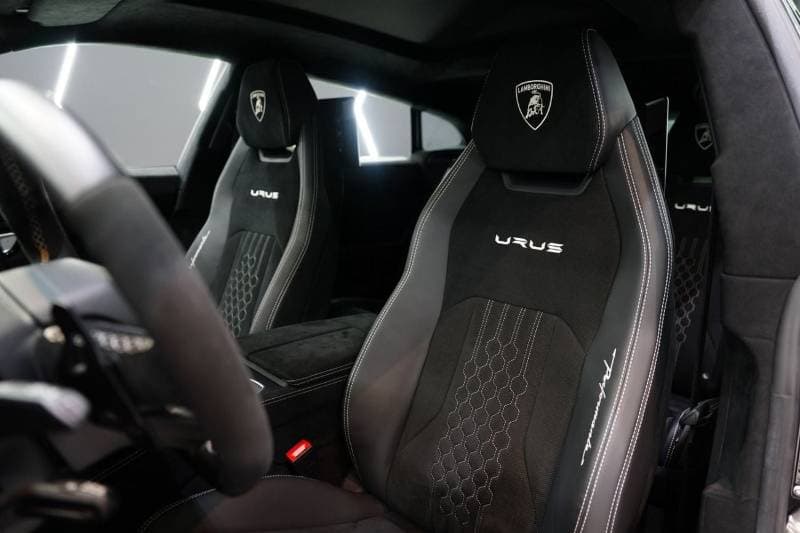 2024 Lamborghini Urus PERFORMANTE thumbnail 6