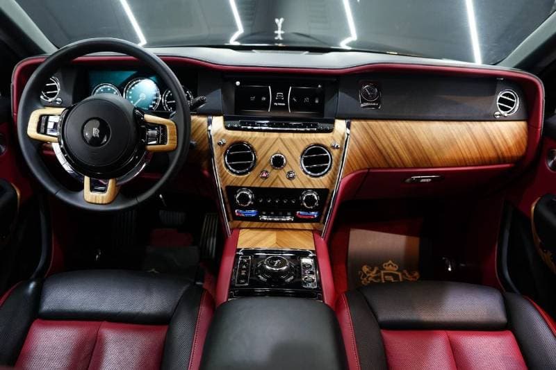 2019 Rolls Royce Cullinan thumbnail 7