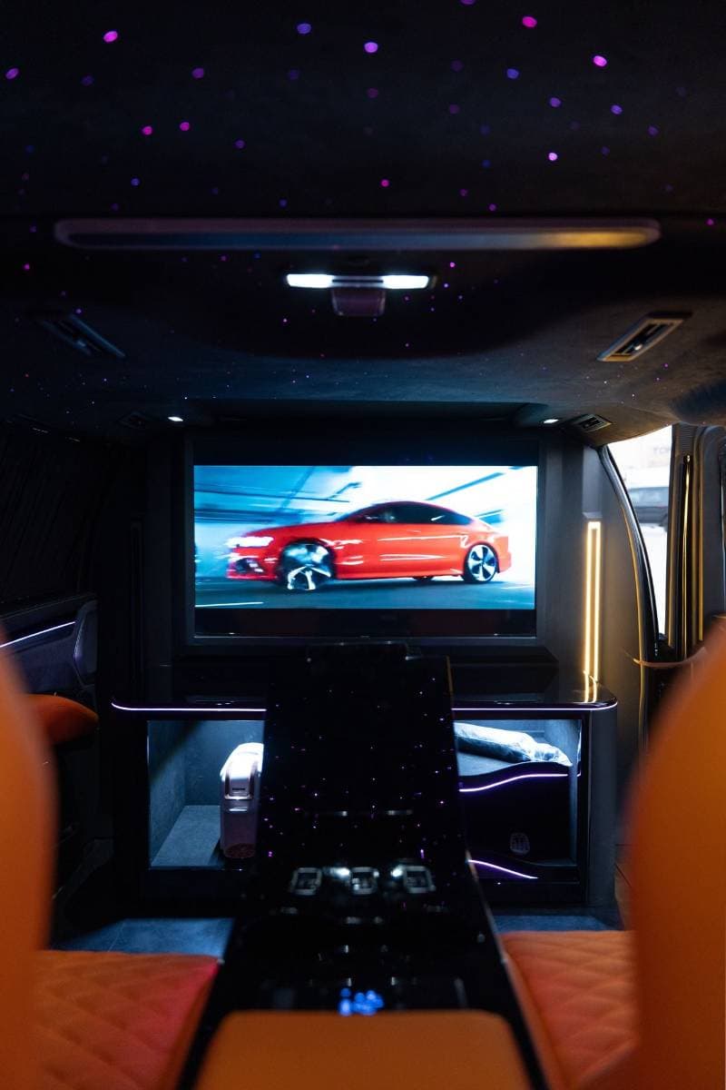 2026 Cadillac Escalade LUXURY thumbnail 8