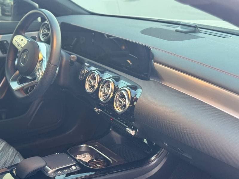 2021 Mercedes Benz CLA250 PREMIUM thumbnail 7