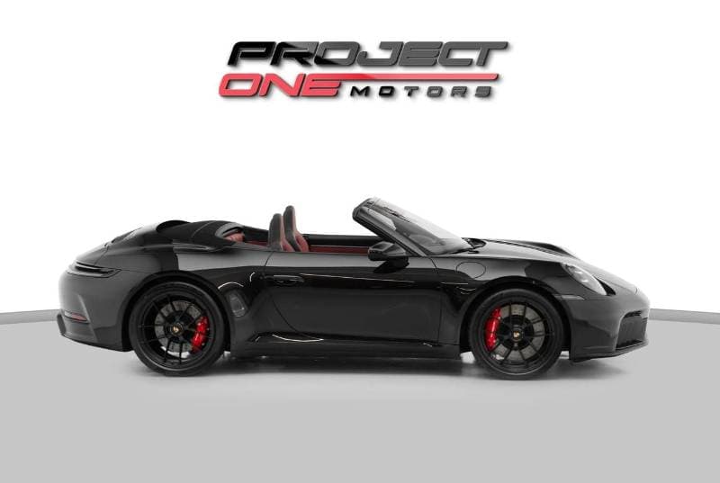 2025 Porsche 911 CARRERA 4GTS thumbnail 2
