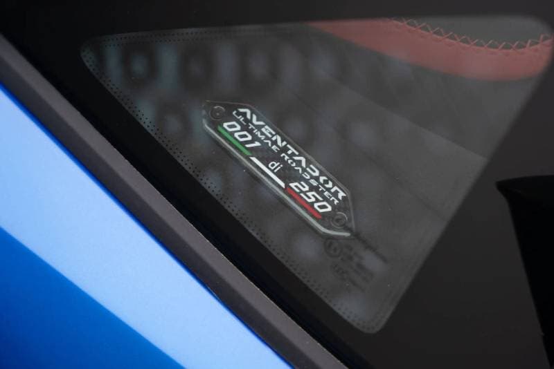 2022 Lamborghini Aventador ULTIMAE thumbnail 6