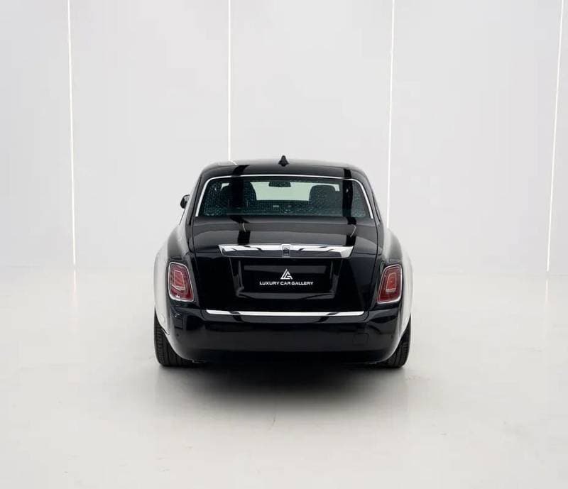 2019 Rolls Royce Phantom STANDARD thumbnail 5