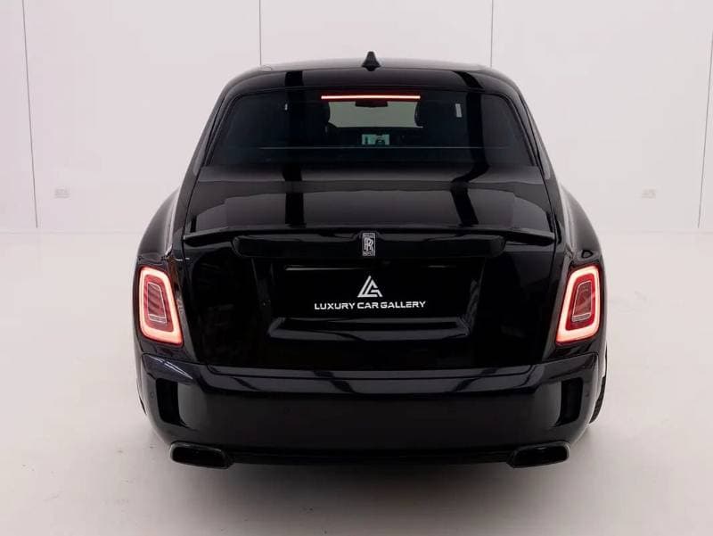 2024 Rolls Royce Phantom EWB thumbnail 4