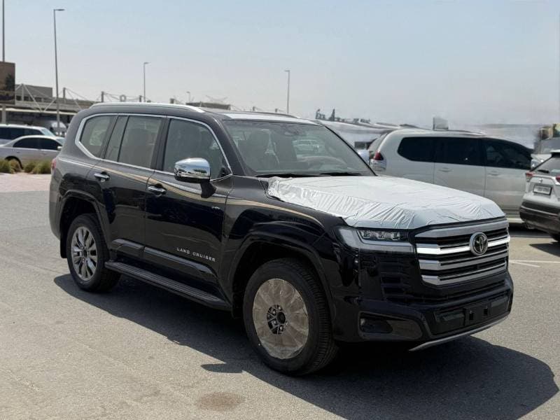 2026 Toyota Land Cruiser VXR thumbnail 2
