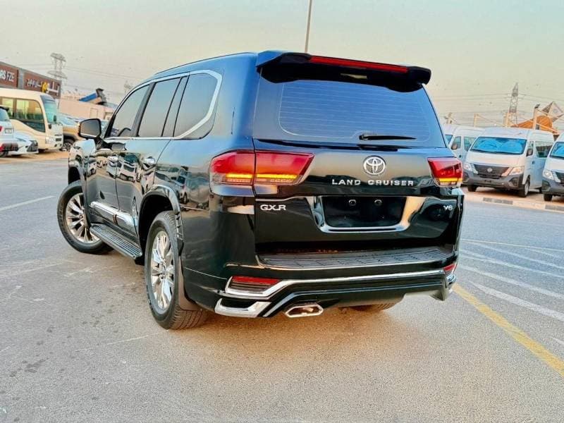 2019 Toyota Land Cruiser GXR thumbnail 7