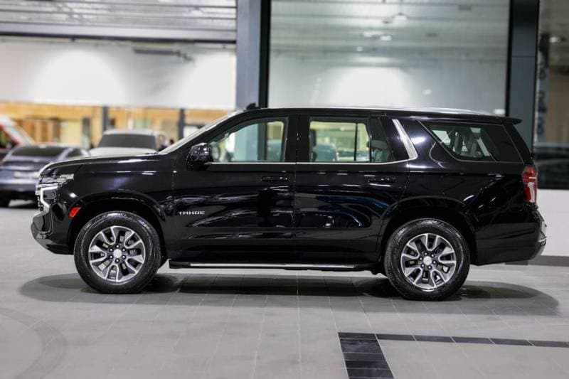 2024 Chevrolet Tahoe LT thumbnail 5