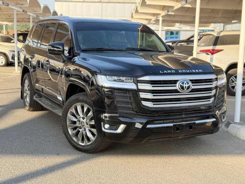 2018 Toyota Land Cruiser VXR