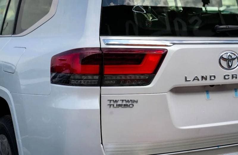 2025 Toyota Land Cruiser VXR LC300 3.3L DIESEL ENGINE thumbnail 7
