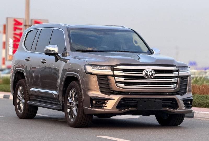 2022 Toyota Land Cruiser GXR thumbnail 3