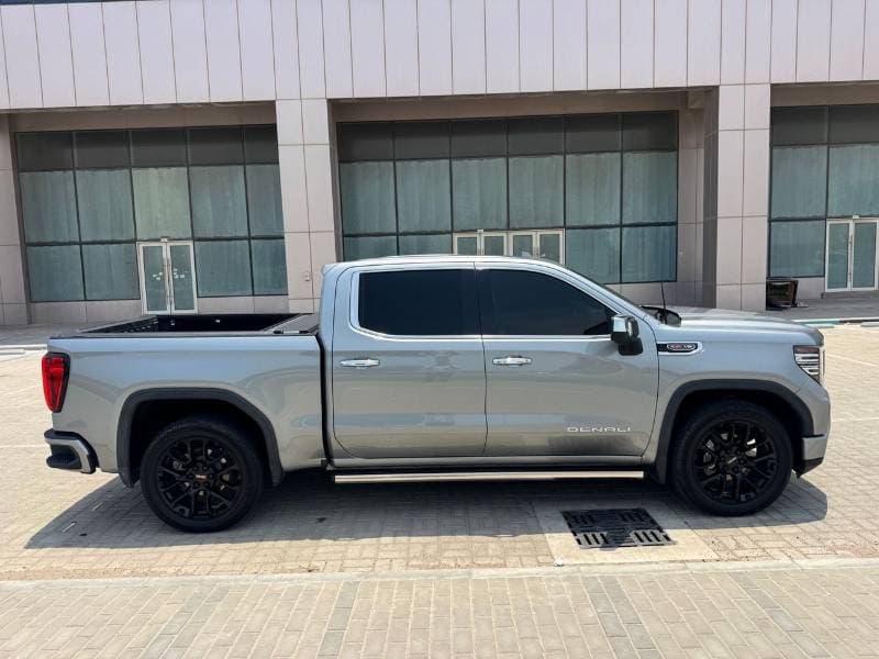 2023 GMC Sierra DENALI thumbnail 8