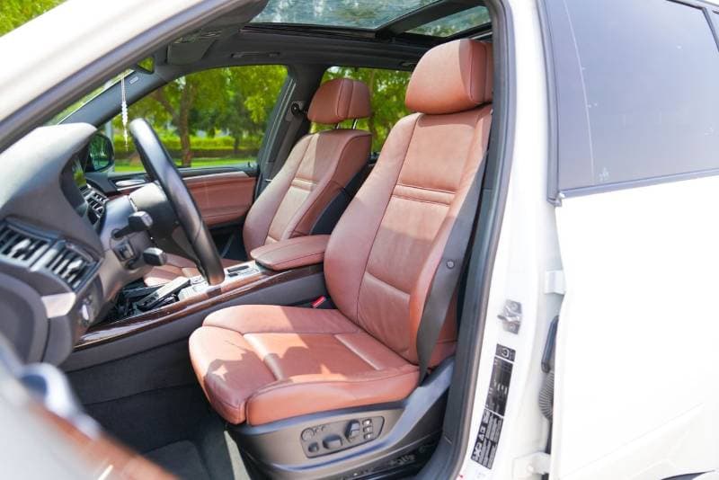 2011 BMW X5 50i M SPORT thumbnail 5