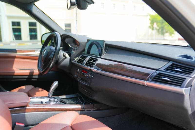 2011 BMW X5 50i M SPORT thumbnail 6