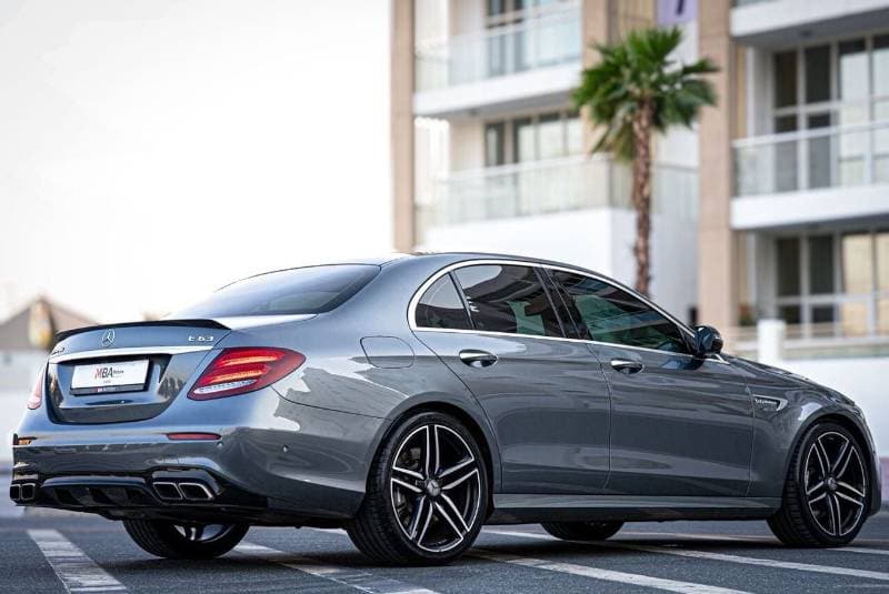 2019 Mercedes Benz E63 AMG S thumbnail 4
