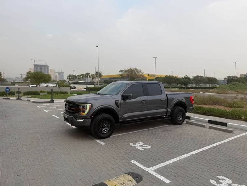 2021 Ford F 150 LARIAT thumbnail 4