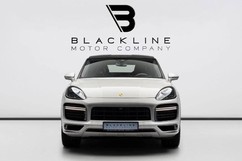 2020 Porsche Cayenne TURBO thumbnail 2
