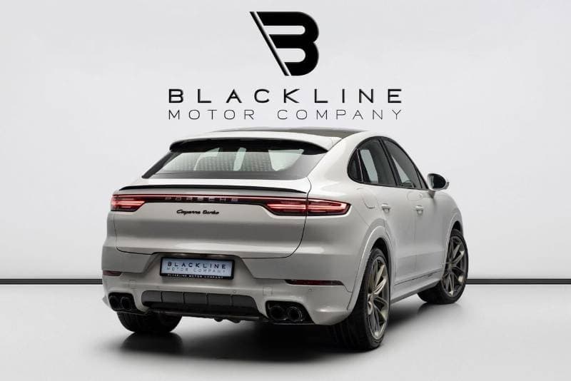 2020 Porsche Cayenne TURBO thumbnail 4