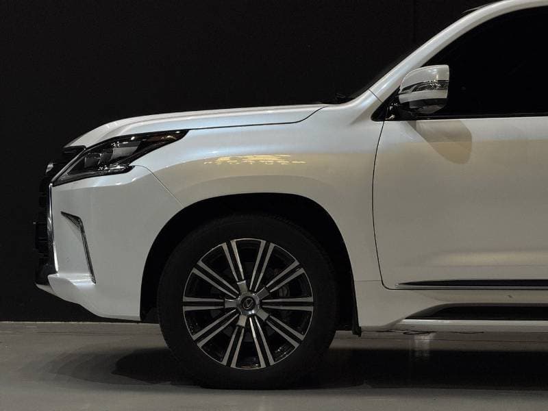 2020 Lexus LX570 PRESTIGE thumbnail 7
