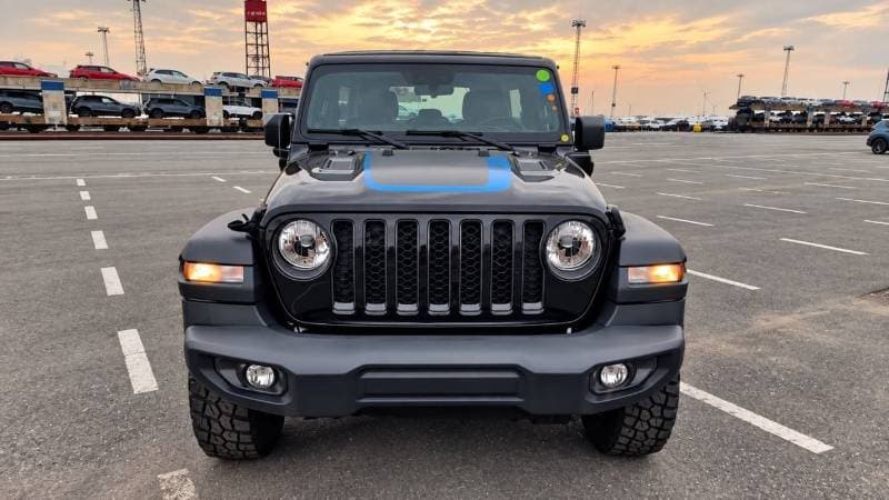 2023 Jeep Wrangler RUBICON thumbnail 3