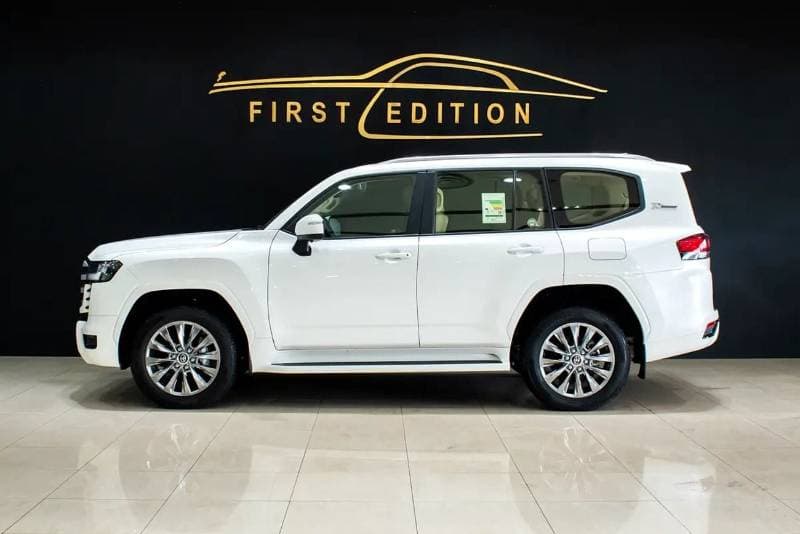 2023 Toyota Land Cruiser GXR thumbnail 3