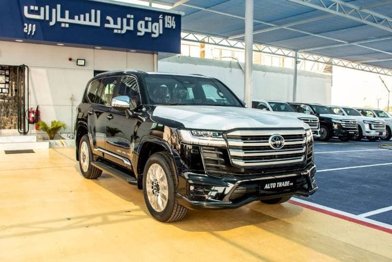 2026 Toyota Land Cruiser VXR thumbnail 2