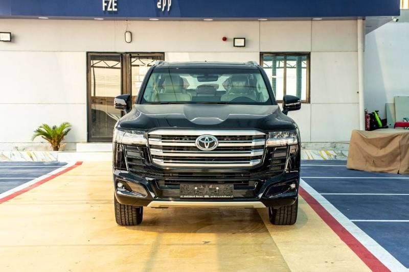 2026 Toyota Land Cruiser GXR thumbnail 3