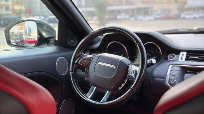 2015 Land Rover Range Rover thumbnail 6
