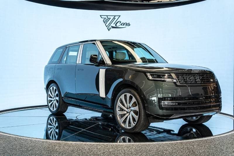 2026 Land Rover Range Rover AUTOBIOGRAPHY P530 thumbnail 3
