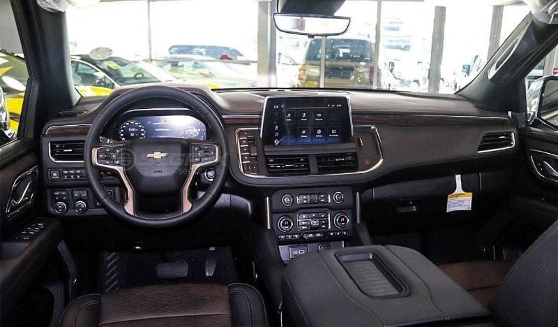 2023 Chevrolet Suburban thumbnail 7