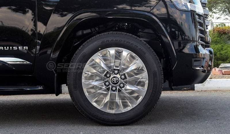2026 Toyota Land Cruiser (LC300) GXR, thumbnail 7