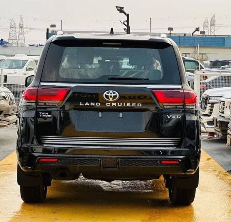 2026 Toyota Land Cruiser VXR thumbnail 8