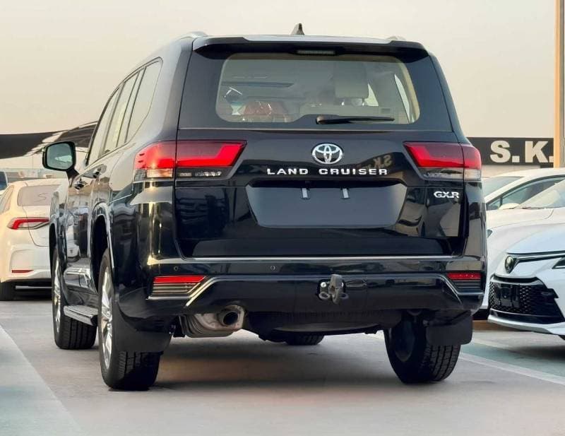 2026 Toyota Land Cruiser GXR thumbnail 4